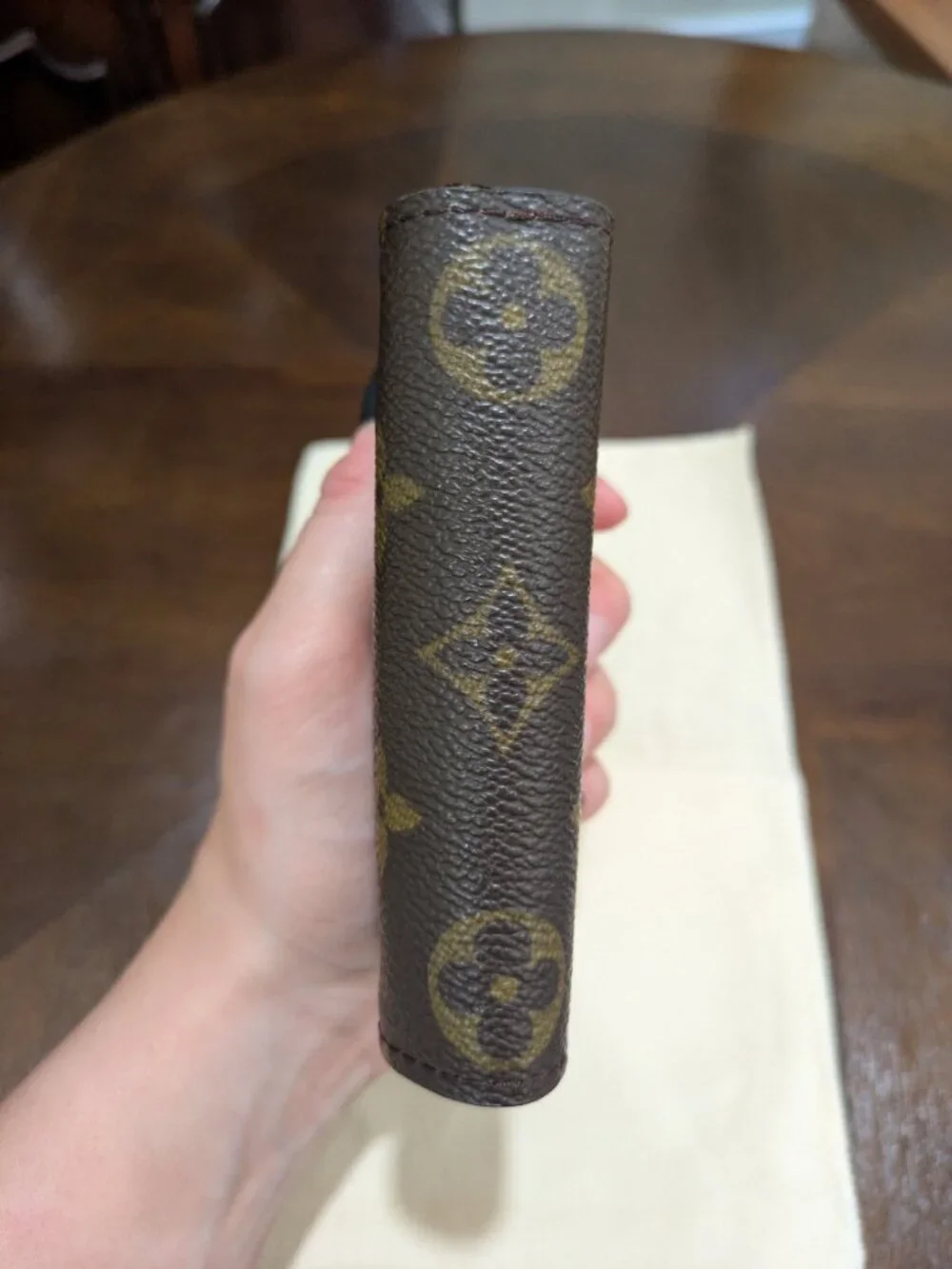Share Authentic Louis Vuitton Monogram Compact Zip Bifold Wallet
